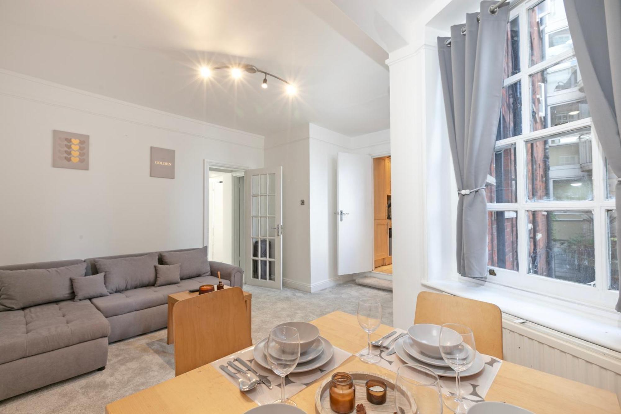 Beautiful 3 Bedroom Flat In Scott Ellis Gardens Londra Esterno foto