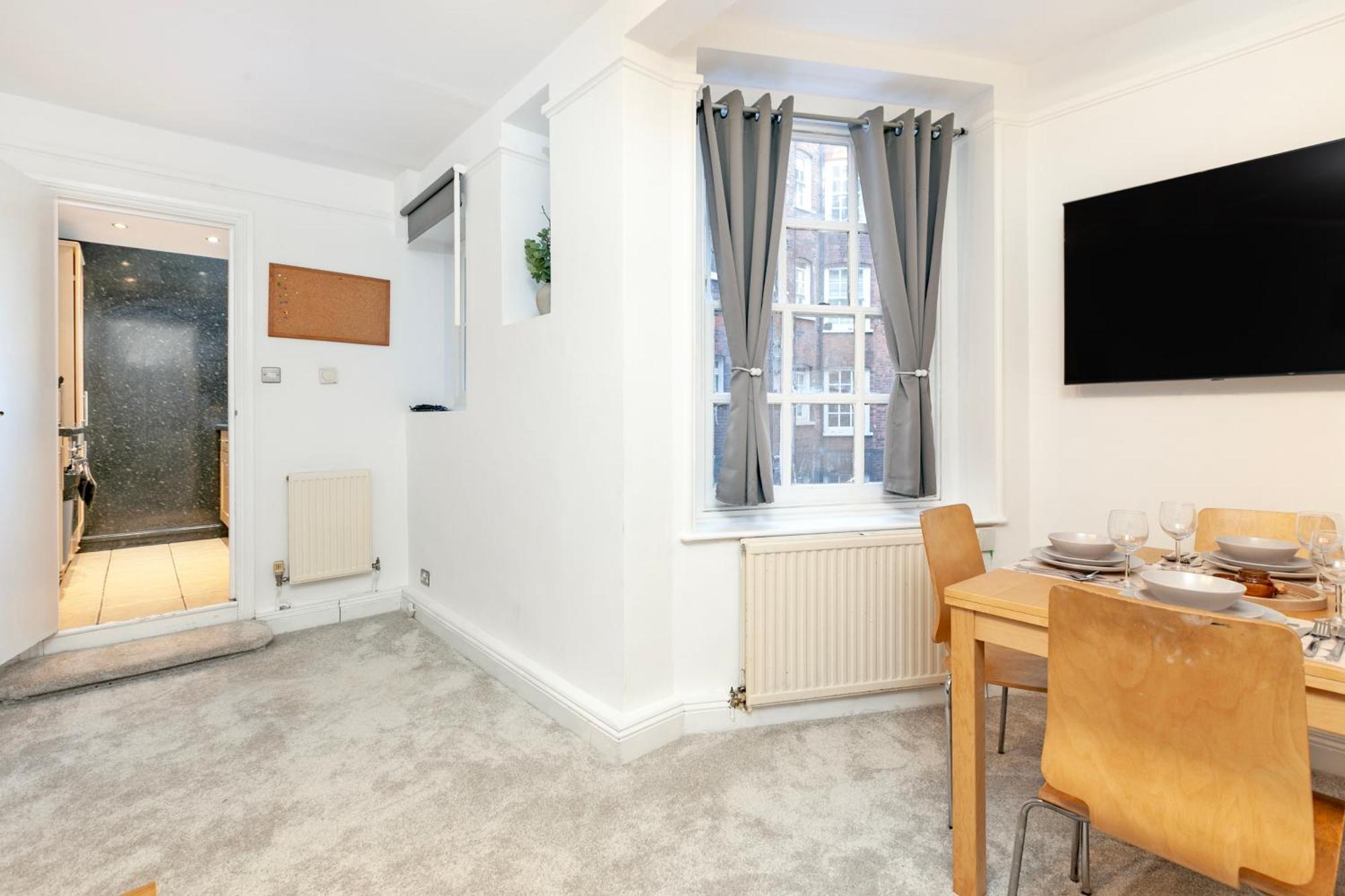 Beautiful 3 Bedroom Flat In Scott Ellis Gardens Londra Esterno foto